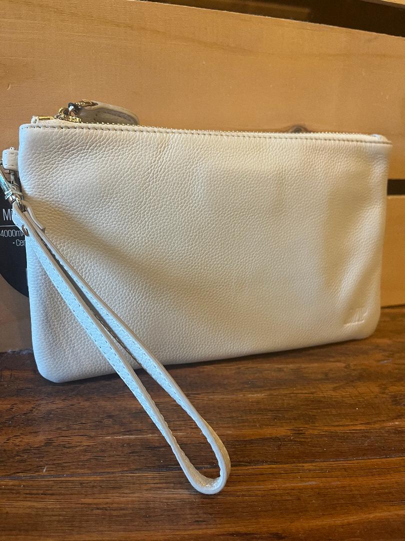 Mighty Purse
