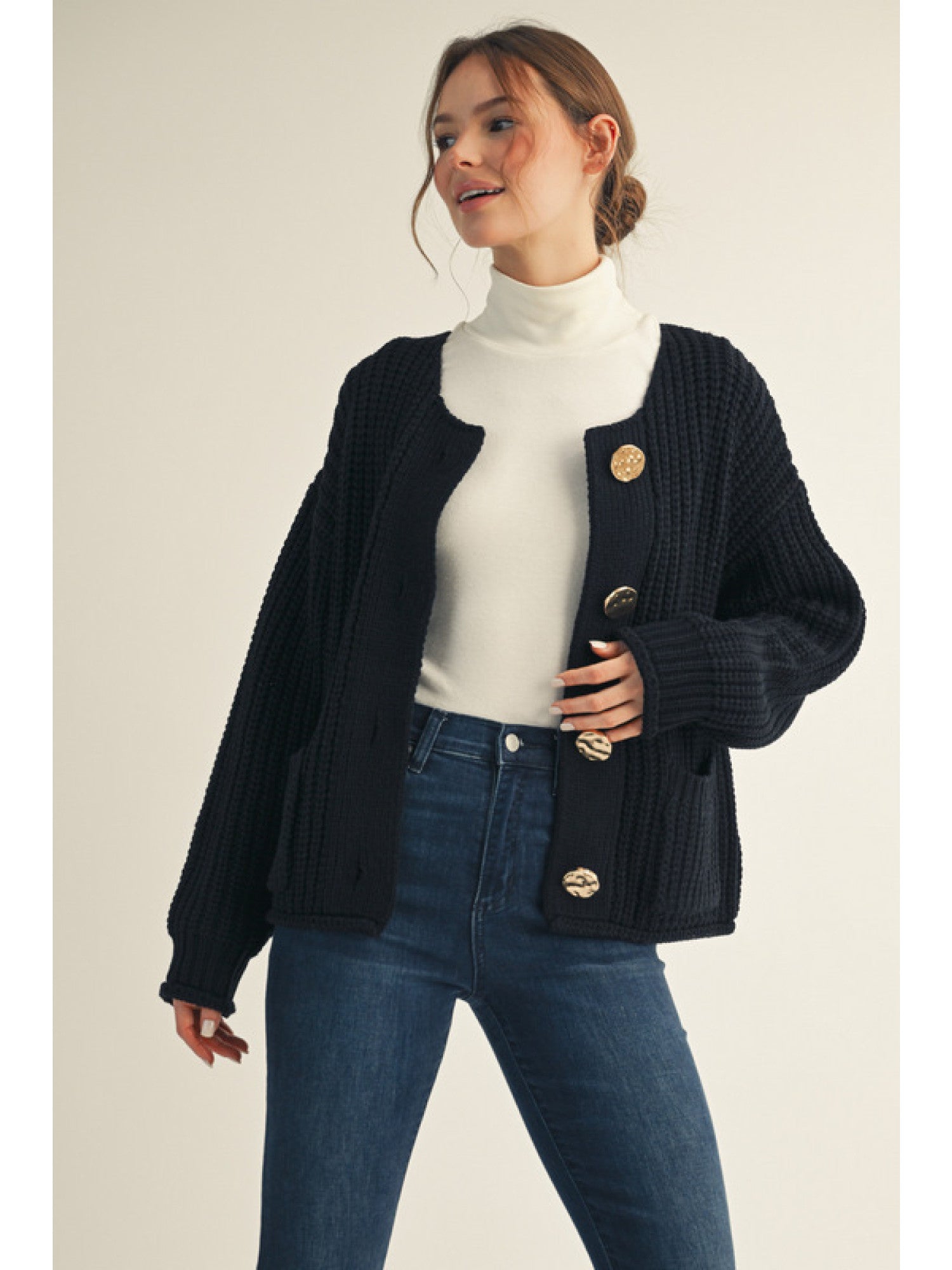 BLACK KNITTED CARDIGAN