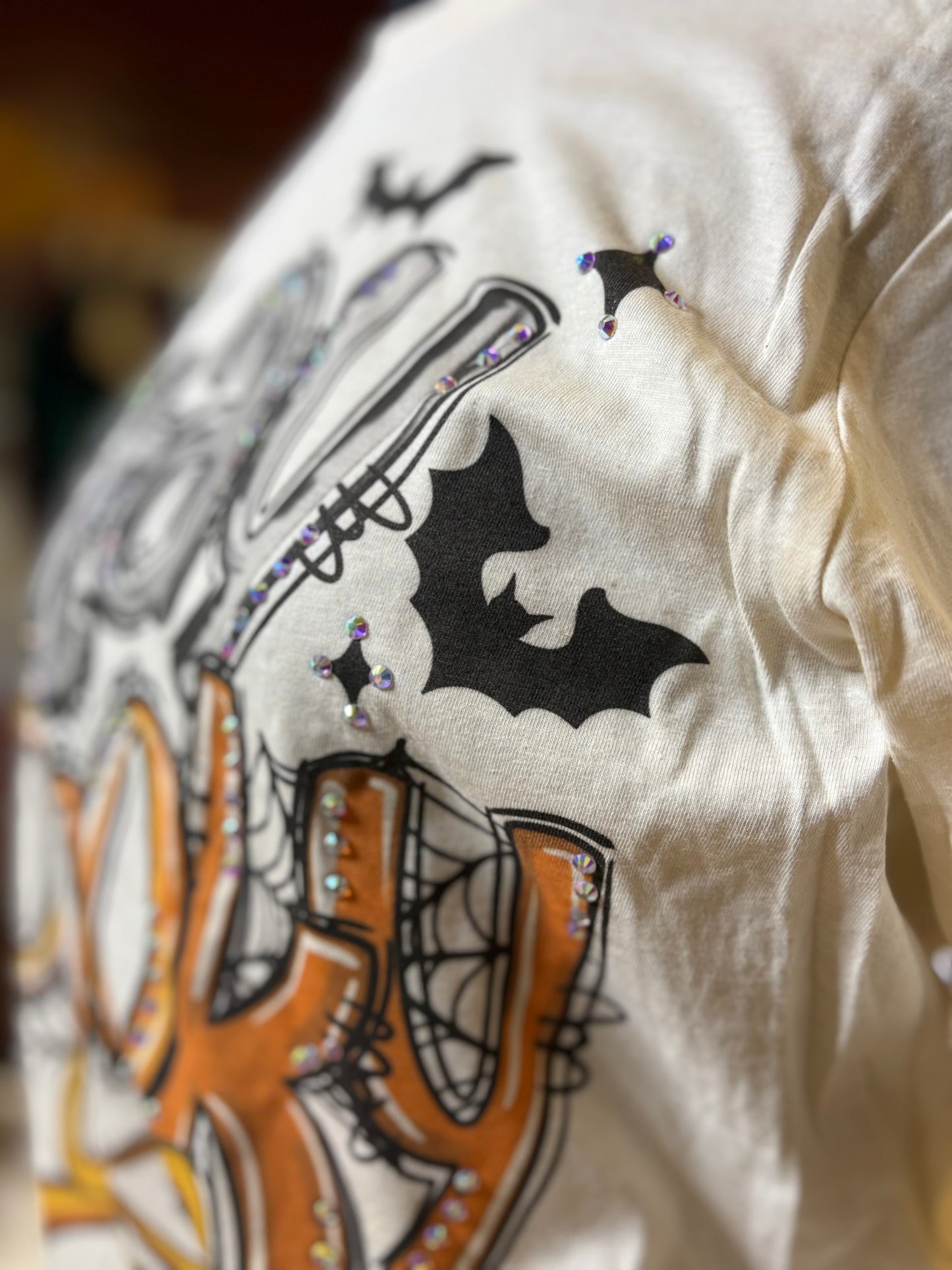 STAY SPOOKY TEE
