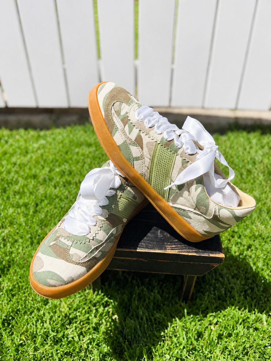Dixie Camo Tennies