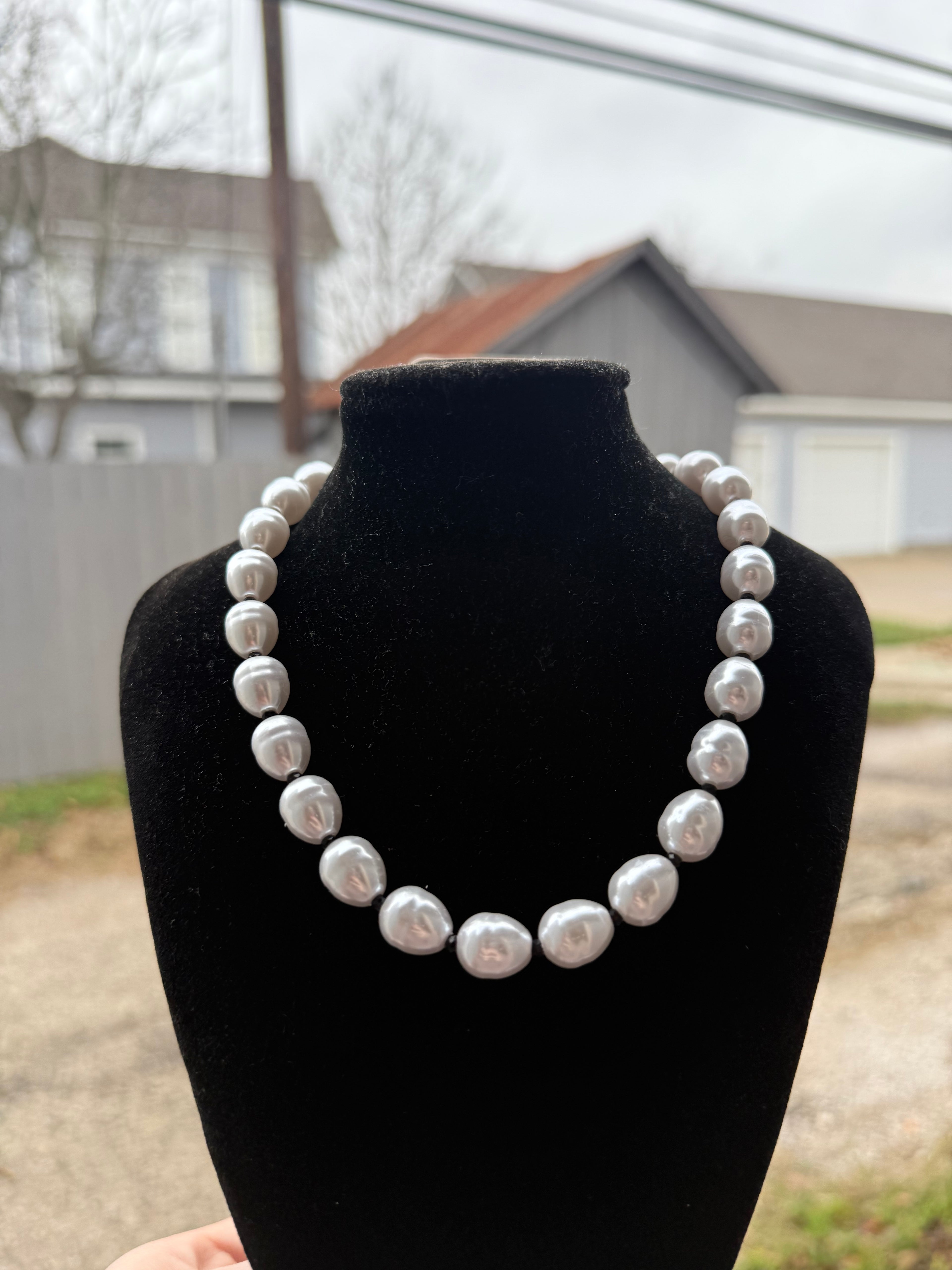 Pearl Beaded Necklace