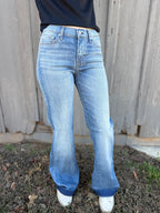 Dojo Authentic Distressed Light Jean