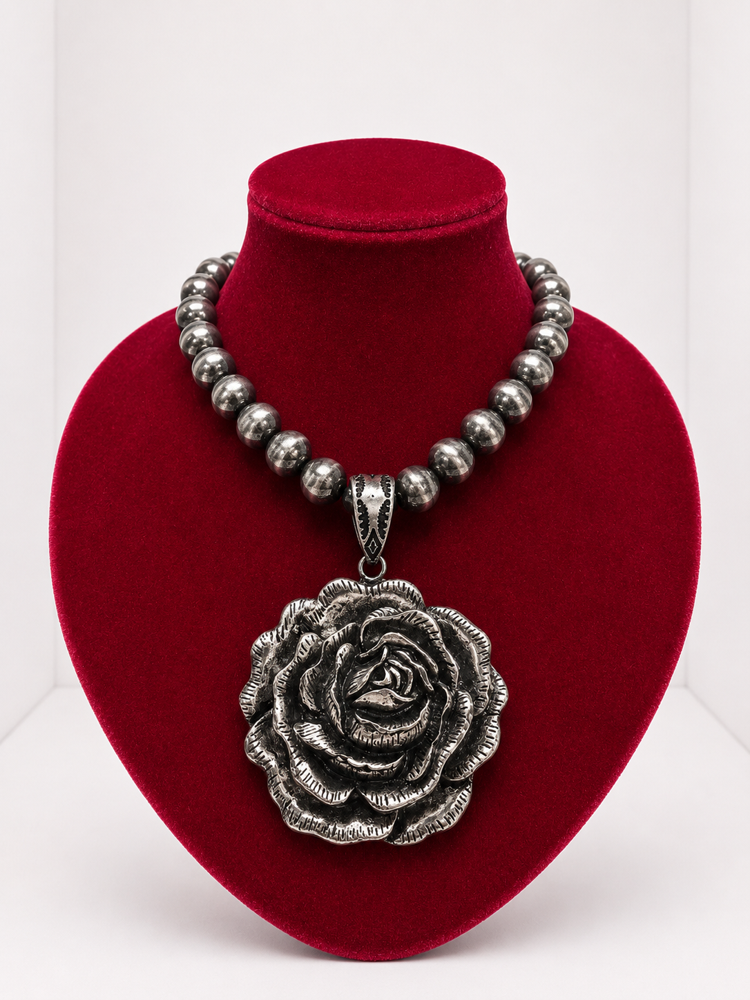 Chunky Rose Navajo Necklace
