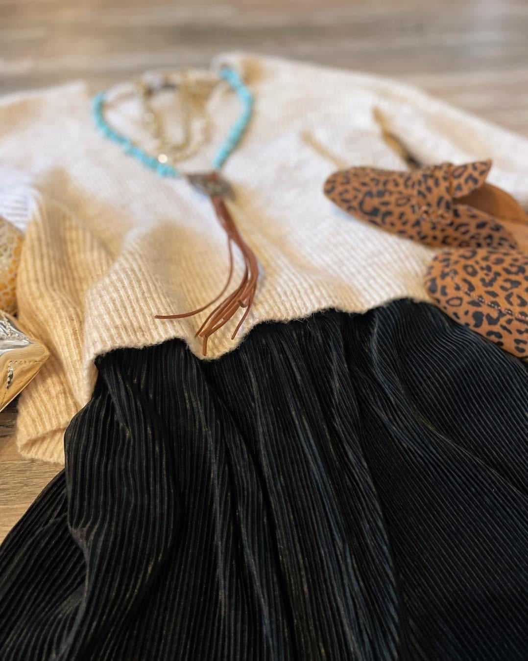 Black Ribbed Flowy Pants