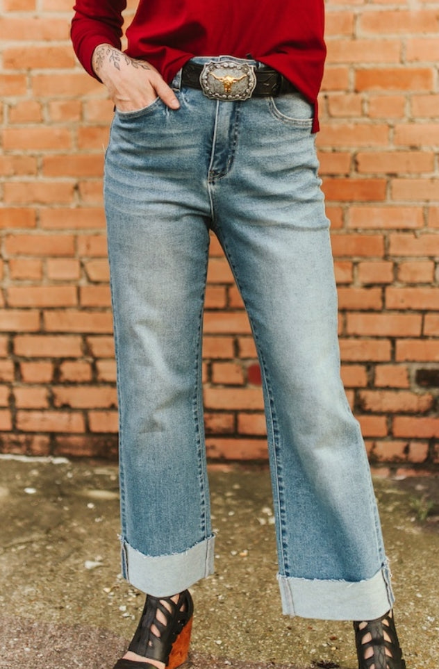 Kenzie Cuffed Boyfriend Jean