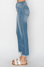 FRAYED HEM LIGHT WASH JEANS