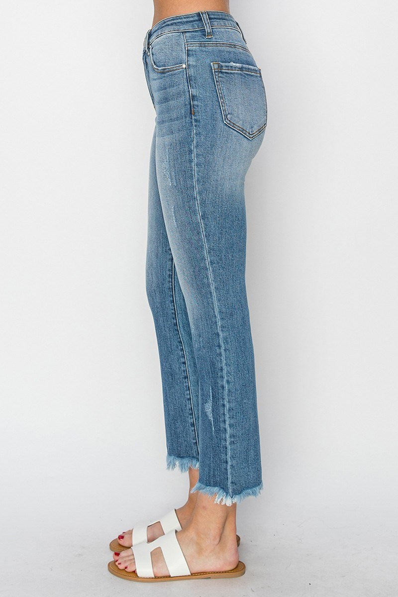 FRAYED HEM LIGHT WASH JEANS