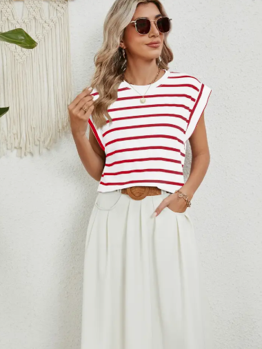 ROUND NECK STRIPE TOP