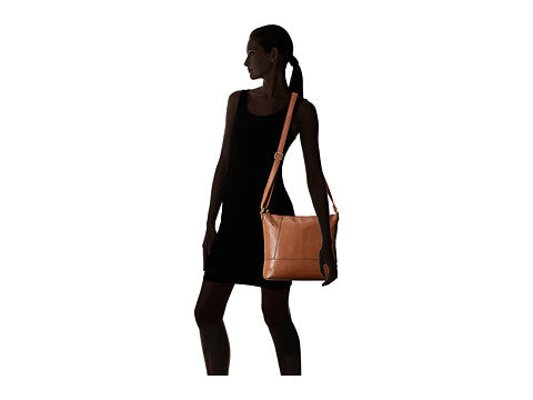 Rae Medium Crossbody