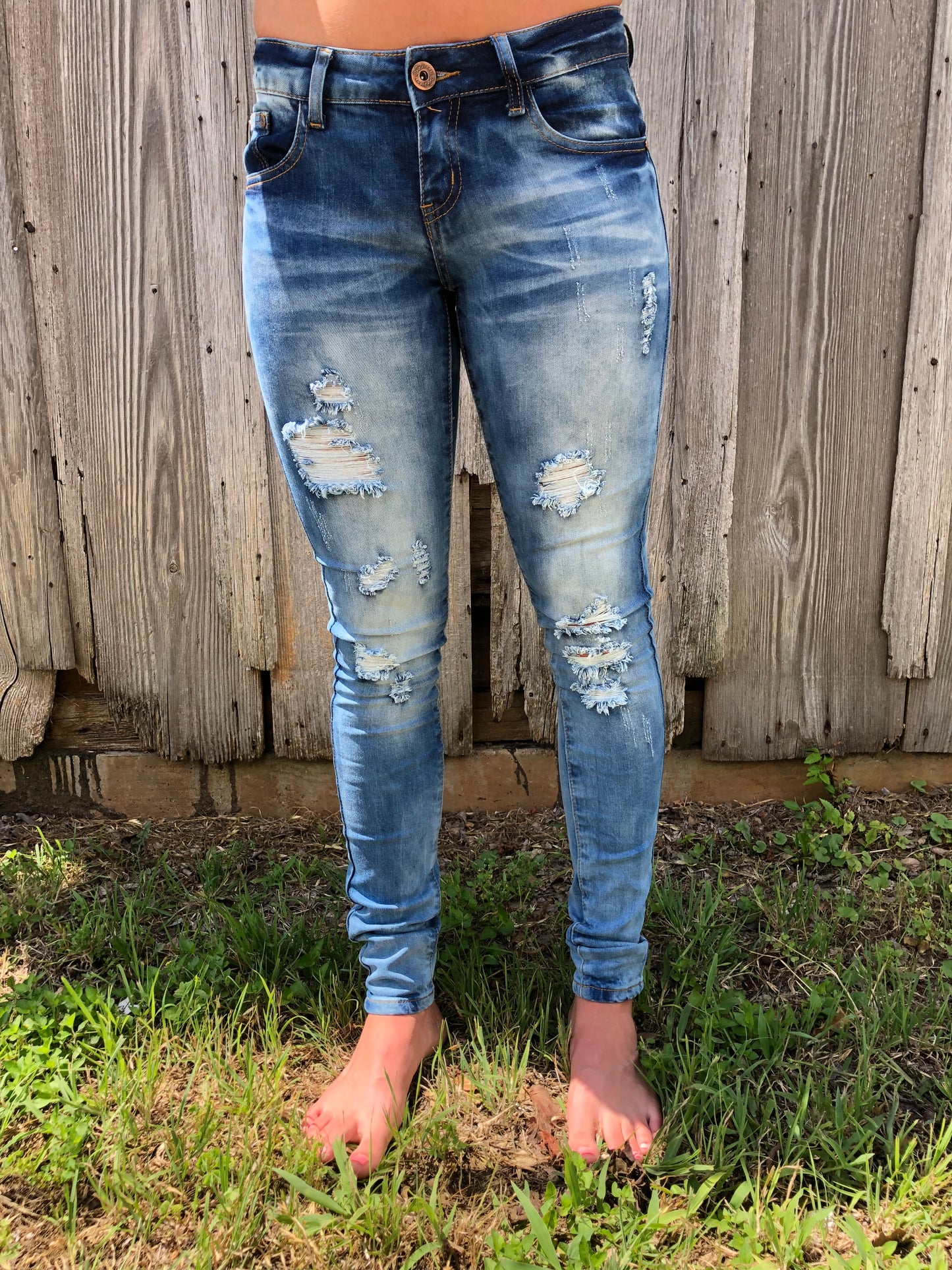 Fashion Method Distressed Skinny Jeans