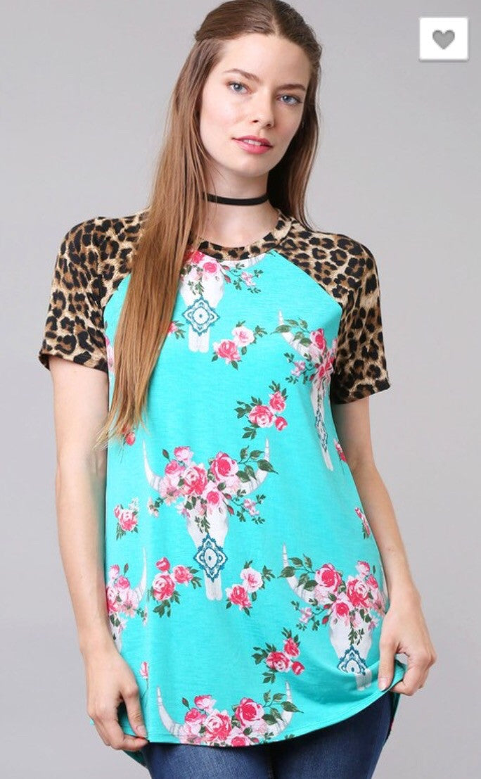 Leopard / Bull Print Raglan Top