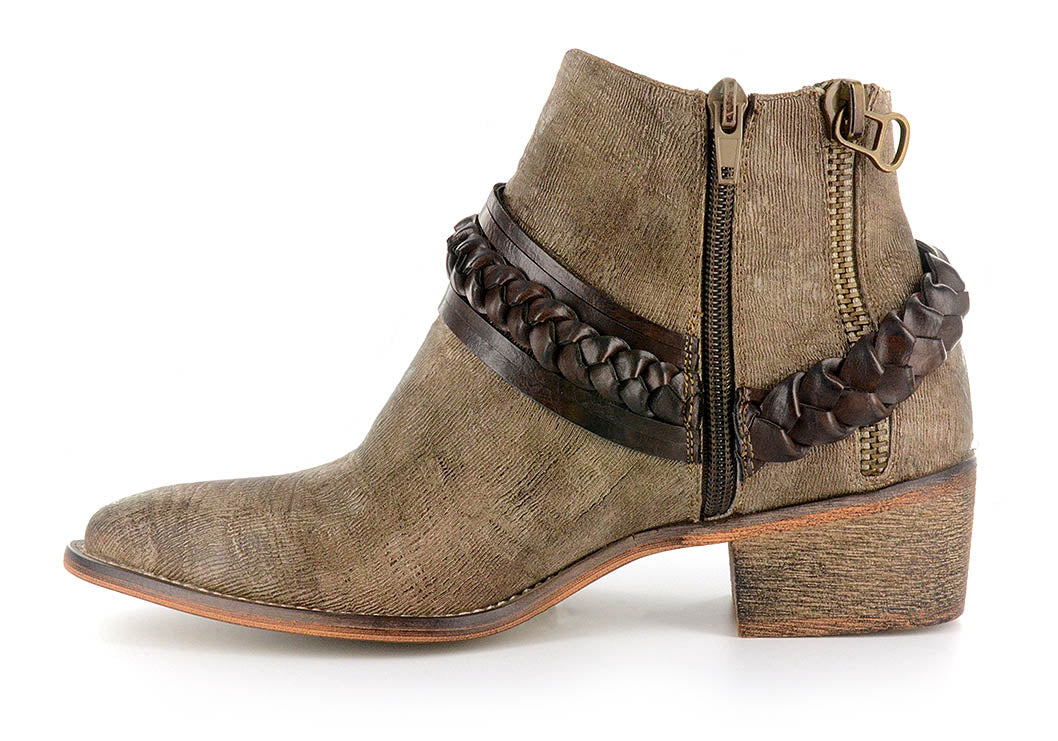 Chief Ankle Boots